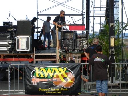 Hilo block party bandstand 1